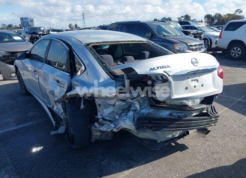 Photo 6 of 2018 Nissan Altima 2.5 S (VIN 1N4AL3AP2JC144258)