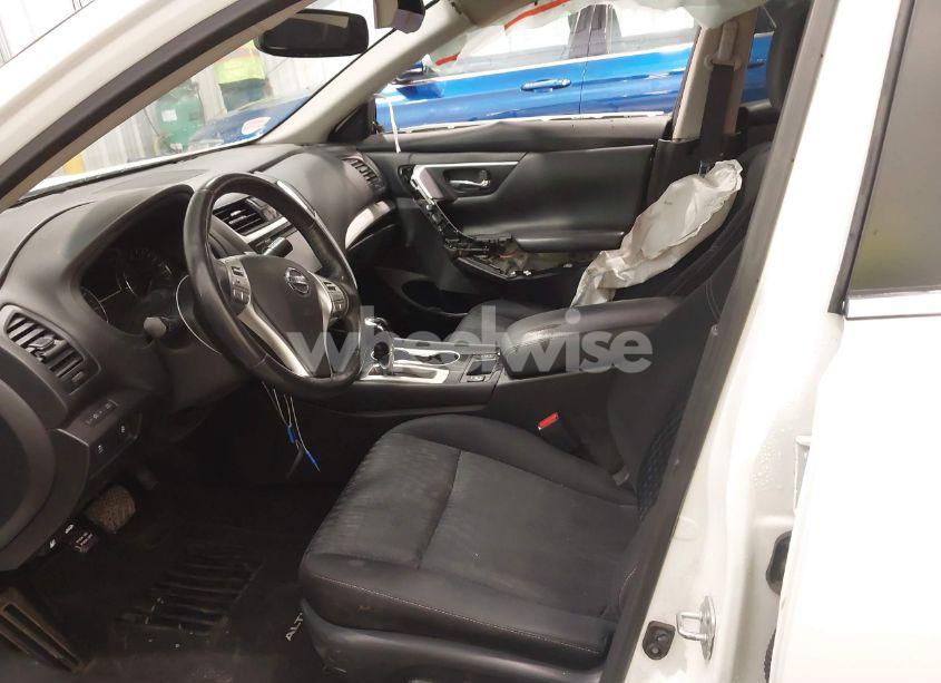 Photo 5 of 2018 Nissan Altima 2.5 SV (VIN 1N4AL3AP2JC153719)