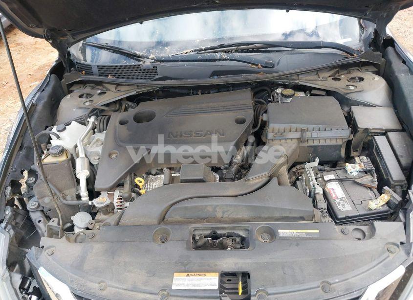 Photo 10 of 2018 Nissan Altima 2.5 S (VIN 1N4AL3AP2JC168415)