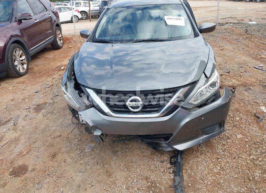Photo 12 of 2018 Nissan Altima 2.5 S (VIN 1N4AL3AP2JC168415)