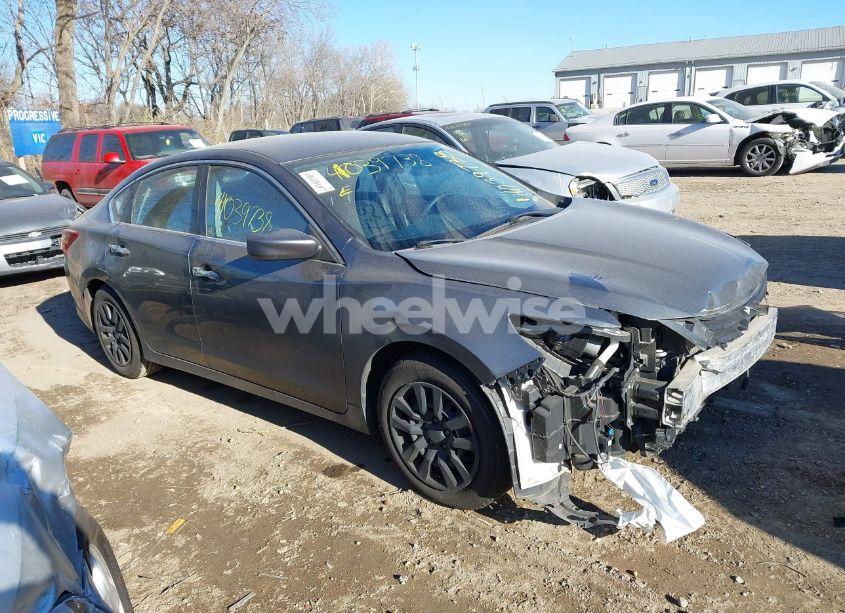 2018 Nissan Altima 2.5 S (VIN 1N4AL3AP2JC184467) main photo