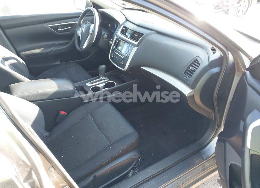 Photo 5 of 2018 Nissan Altima 2.5 S (VIN 1N4AL3AP2JC184467)