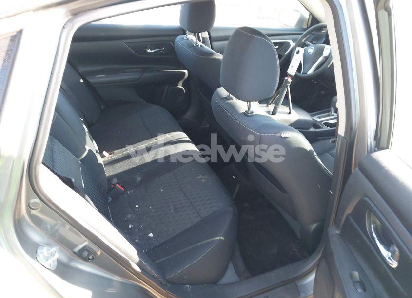 Photo 8 of 2018 Nissan Altima 2.5 S (VIN 1N4AL3AP2JC184467)