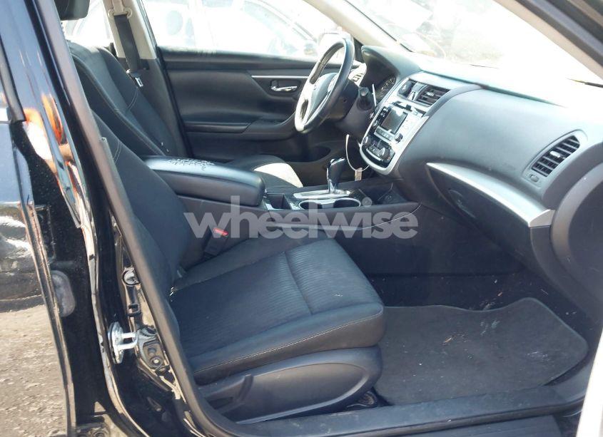 Photo 5 of 2018 Nissan Altima 2.5 SV (VIN 1N4AL3AP2JC187708)