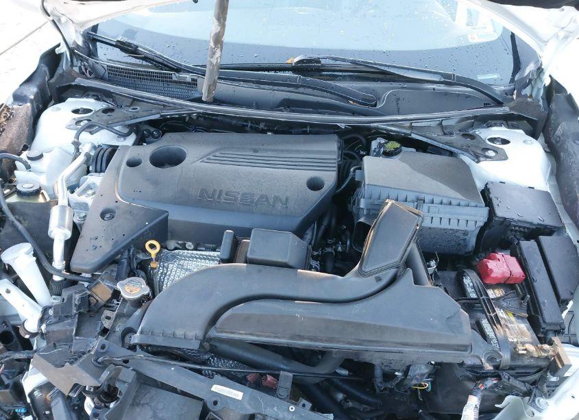 Photo 10 of 2018 Nissan Altima 2.5 SL (VIN 1N4AL3AP2JC188390)