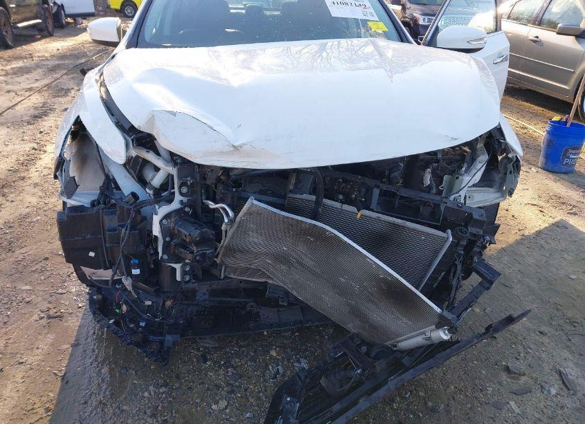 Photo 6 of 2018 Nissan Altima 2.5 SL (VIN 1N4AL3AP2JC188390)