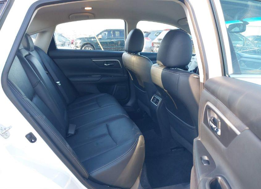 Photo 8 of 2018 Nissan Altima 2.5 SL (VIN 1N4AL3AP2JC188390)