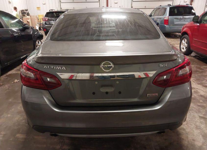 Photo 17 of 2018 Nissan Altima 2.5 SR (VIN 1N4AL3AP2JC189006)