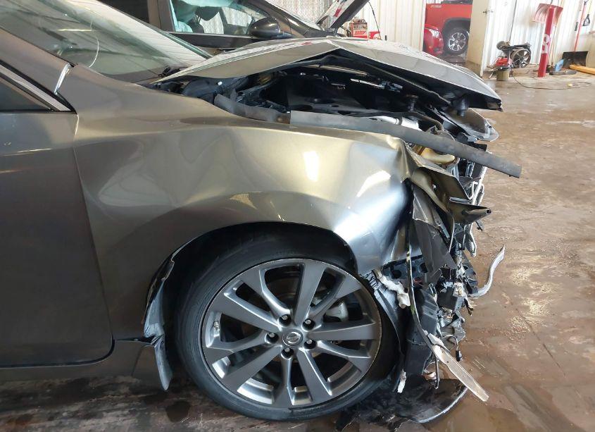 Photo 18 of 2018 Nissan Altima 2.5 SR (VIN 1N4AL3AP2JC189006)