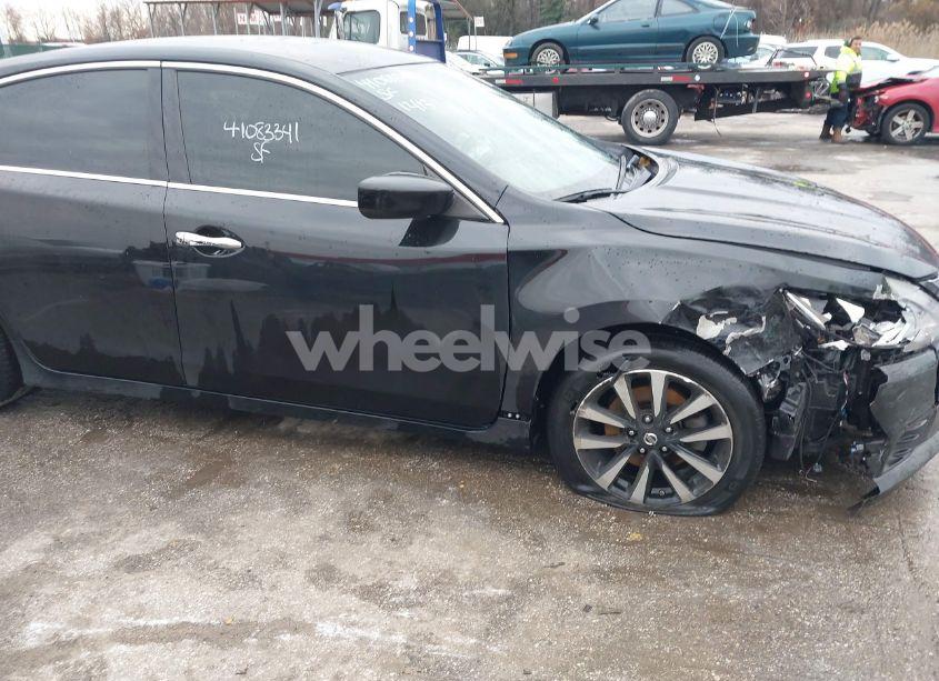 Photo 17 of 2018 Nissan Altima 2.5 SV (VIN 1N4AL3AP2JC190981)