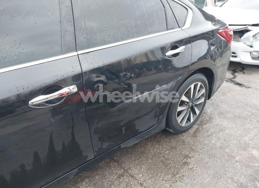 Photo 18 of 2018 Nissan Altima 2.5 SV (VIN 1N4AL3AP2JC190981)