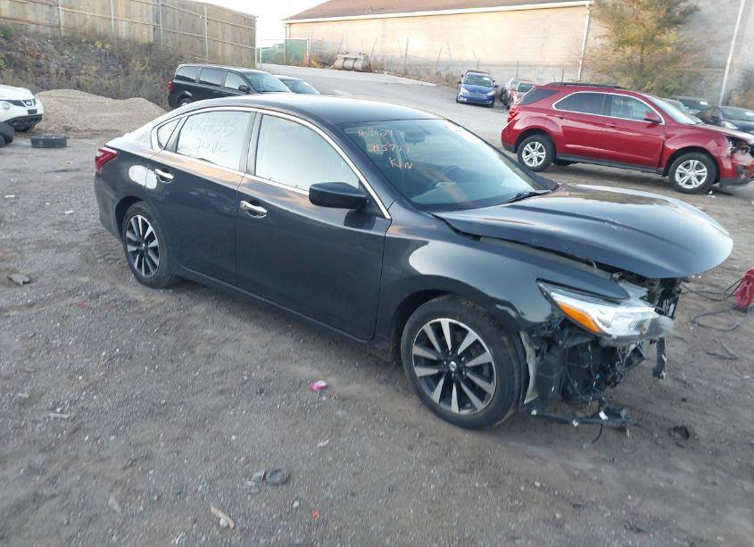 2018 Nissan Altima 2.5 SV (VIN 1N4AL3AP2JC201106) main photo