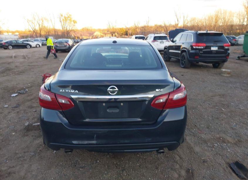 Photo 16 of 2018 Nissan Altima 2.5 SV (VIN 1N4AL3AP2JC201106)