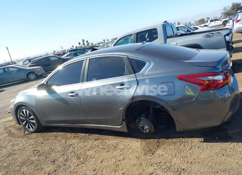 Photo 15 of 2018 Nissan Altima 2.5/S/SV/SL/SR (VIN 1N4AL3AP2JC212171)