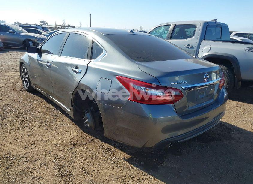 Photo 3 of 2018 Nissan Altima 2.5/S/SV/SL/SR (VIN 1N4AL3AP2JC212171)