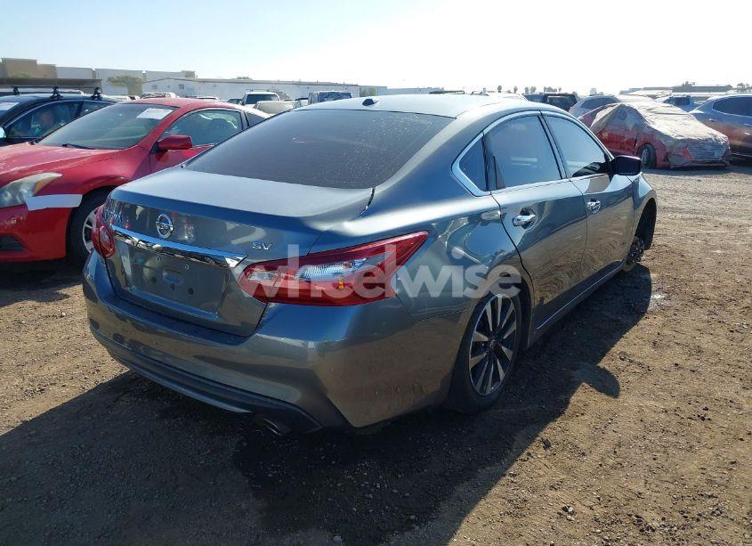 Photo 4 of 2018 Nissan Altima 2.5/S/SV/SL/SR (VIN 1N4AL3AP2JC212171)