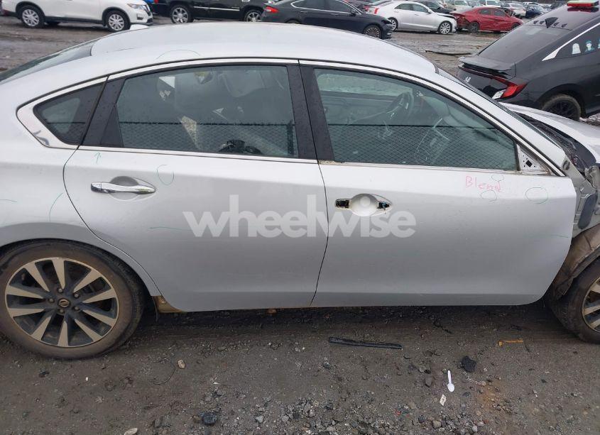 Photo 13 of 2018 Nissan Altima 2.5 SV (VIN 1N4AL3AP2JC217029)