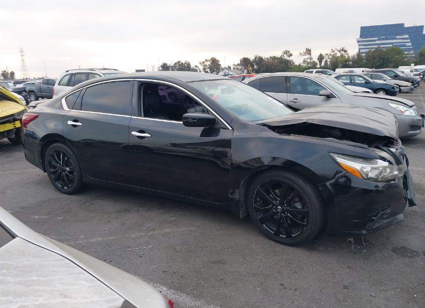 Photo 13 of 2018 Nissan Altima 2.5 SR (VIN 1N4AL3AP2JC221162)