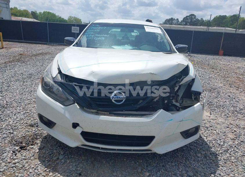 Photo 12 of 2018 Nissan Altima 2.5 SR (VIN 1N4AL3AP2JC228189)