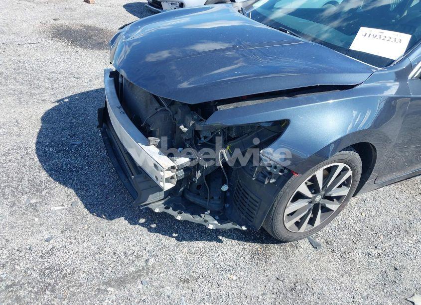 Photo 6 of 2018 Nissan Altima 2.5 SV (VIN 1N4AL3AP2JC244120)