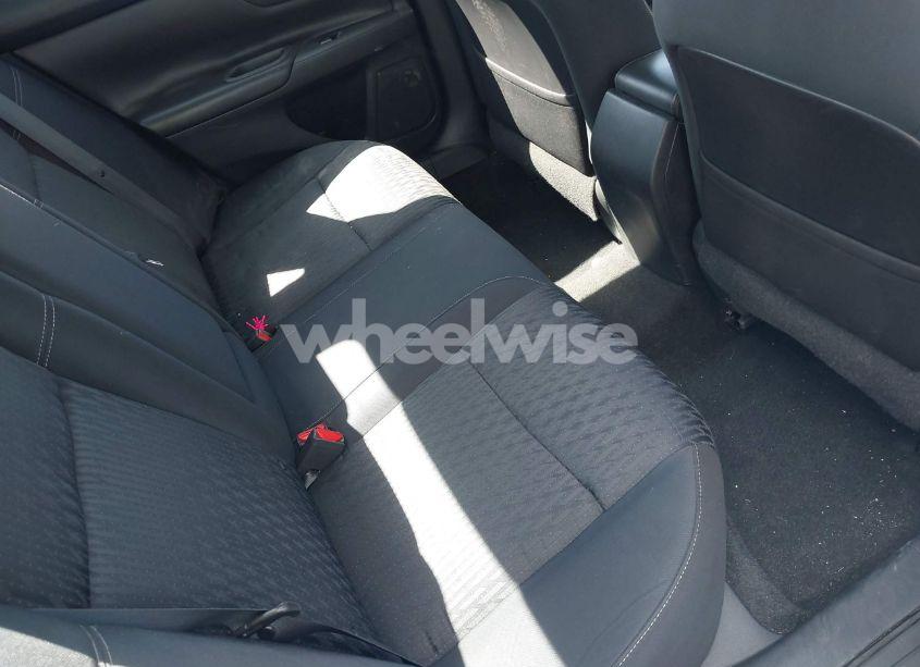 Photo 8 of 2018 Nissan Altima 2.5 SV (VIN 1N4AL3AP2JC244120)