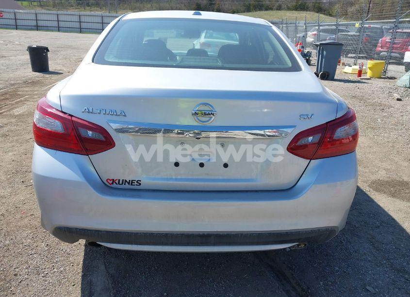 Photo 17 of 2018 Nissan Altima 2.5 SV (VIN 1N4AL3AP2JC247082)
