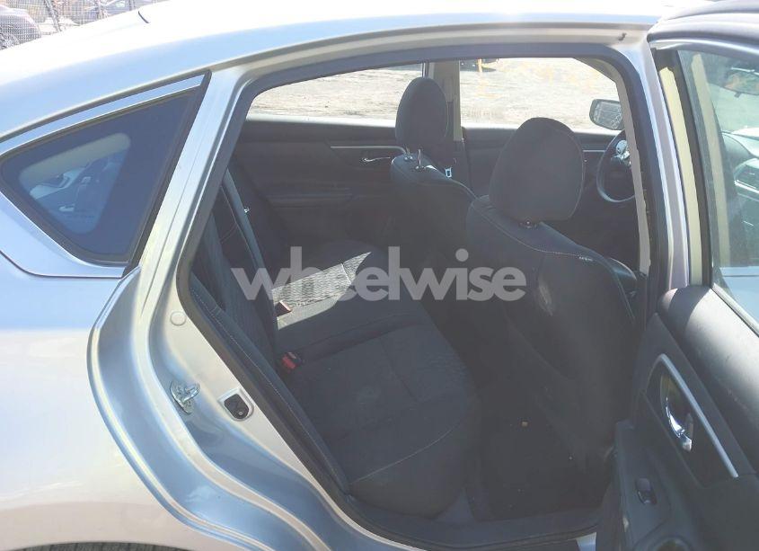 Photo 8 of 2018 Nissan Altima 2.5 SV (VIN 1N4AL3AP2JC247082)