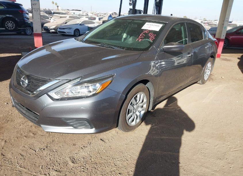 Photo 2 of 2018 Nissan Altima 2.5 S (VIN 1N4AL3AP2JC255845)