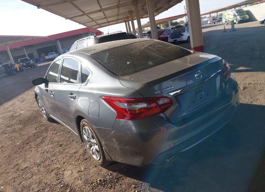 Photo 3 of 2018 Nissan Altima 2.5 S (VIN 1N4AL3AP2JC255845)