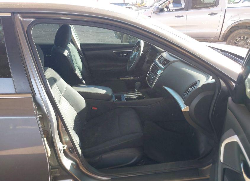 Photo 5 of 2018 Nissan Altima 2.5 S (VIN 1N4AL3AP2JC255845)