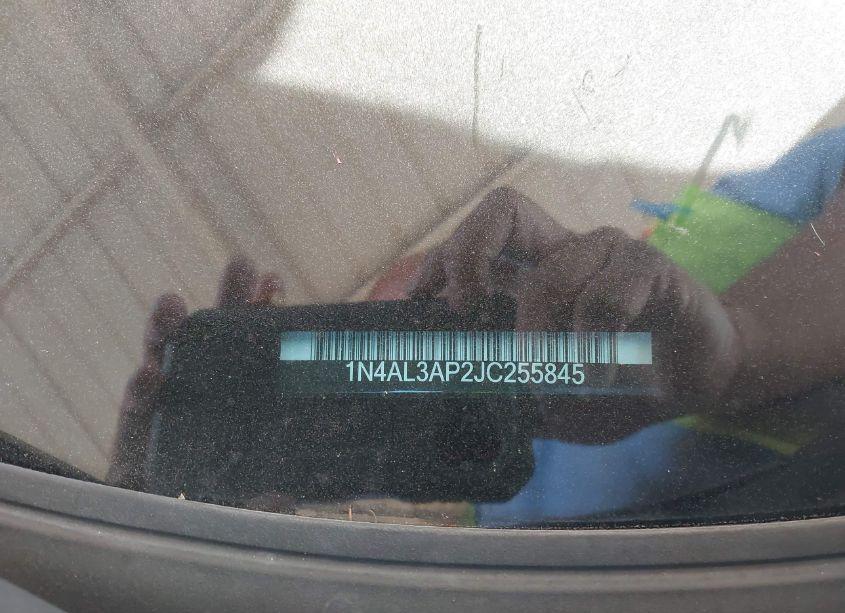 Photo 8 of 2018 Nissan Altima 2.5 S (VIN 1N4AL3AP2JC255845)