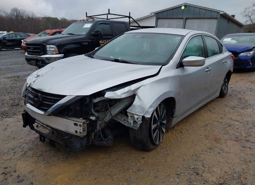 Photo 6 of 2018 Nissan Altima 2.5 SV (VIN 1N4AL3AP2JC258874)