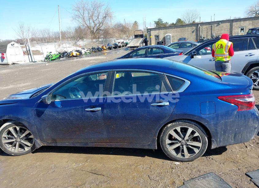 Photo 13 of 2018 Nissan Altima 2.5 SR (VIN 1N4AL3AP2JC265422)