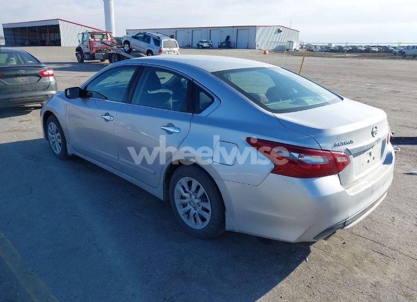 Photo 3 of 2018 Nissan Altima 2.5 S (VIN 1N4AL3AP2JC265937)