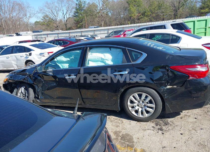 Photo 14 of 2018 Nissan Altima 2.5 S (VIN 1N4AL3AP2JC266845)