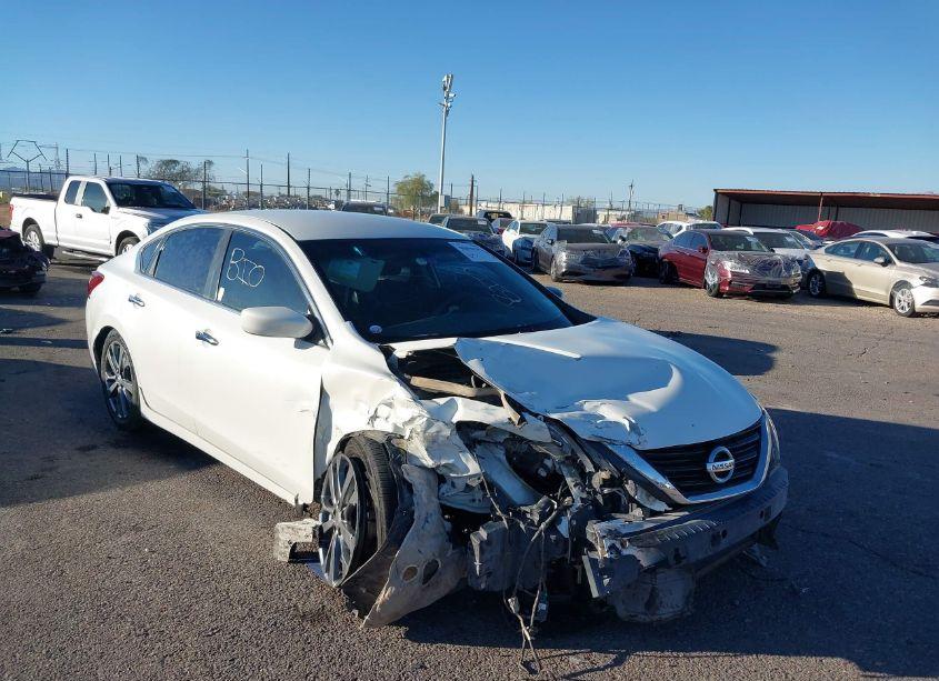2018 Nissan Altima 2.5 SR (VIN 1N4AL3AP2JC292118) main photo