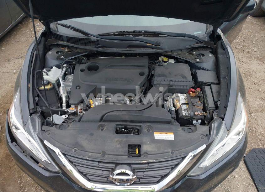 Photo 10 of 2018 Nissan Altima 2.5 S (VIN 1N4AL3AP2JC296105)