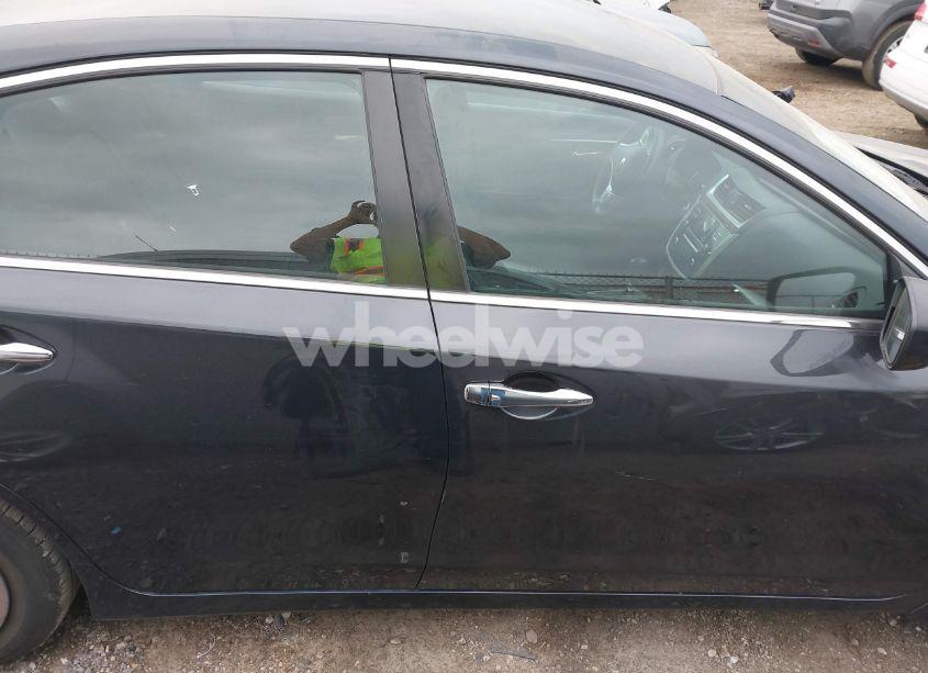 Photo 14 of 2018 Nissan Altima 2.5 S (VIN 1N4AL3AP2JC296105)