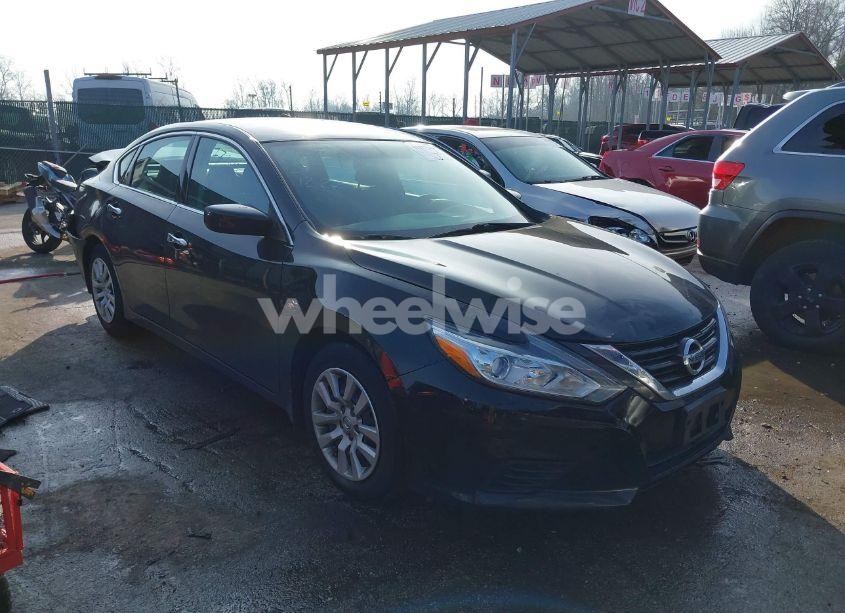 2018 Nissan Altima 2.5 S (VIN 1N4AL3AP2JC475793) main photo