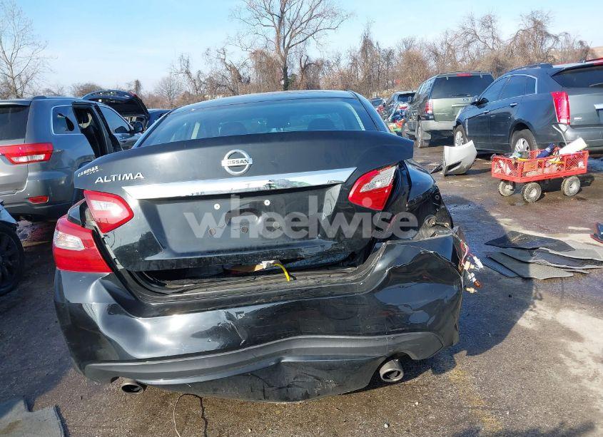 Photo 17 of 2018 Nissan Altima 2.5 S (VIN 1N4AL3AP2JC475793)
