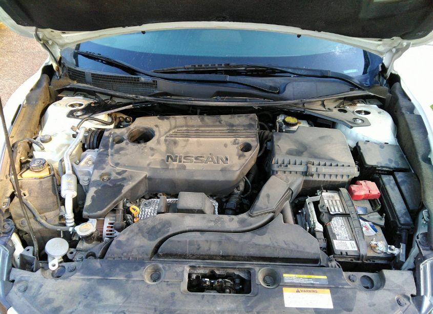 Photo 10 of 2018 Nissan Altima 2.5 S (VIN 1N4AL3AP2JC477561)