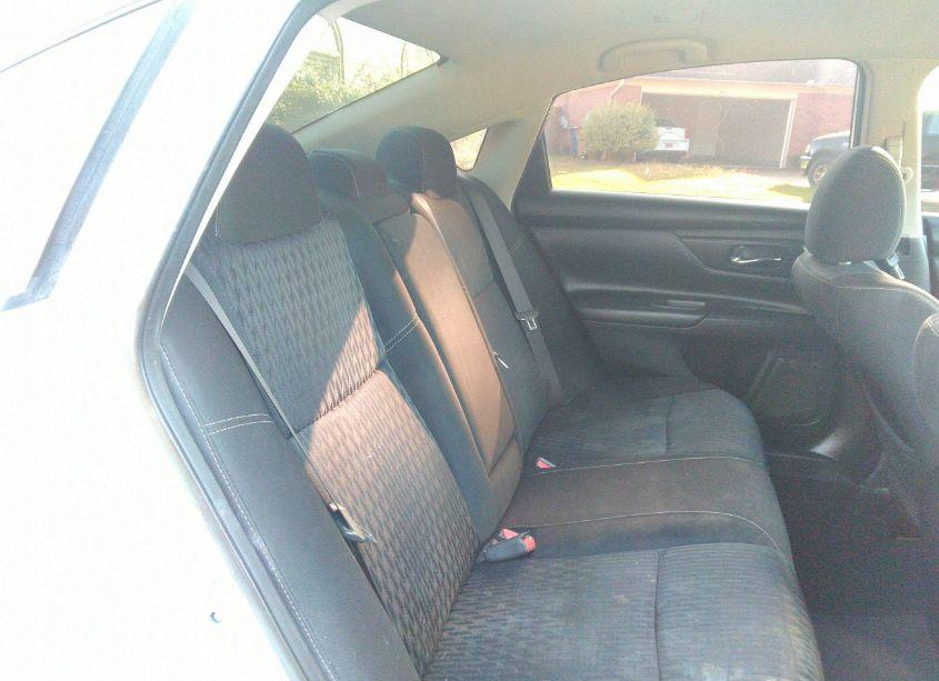 Photo 8 of 2018 Nissan Altima 2.5 S (VIN 1N4AL3AP2JC477561)