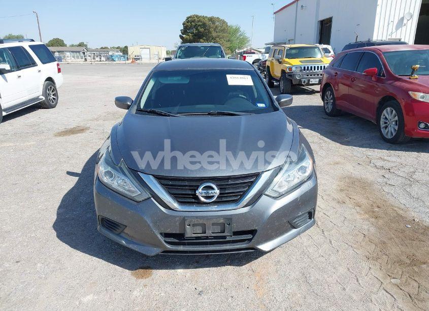 Photo 12 of 2018 Nissan Altima 2.5 S (VIN 1N4AL3AP2JC479813)