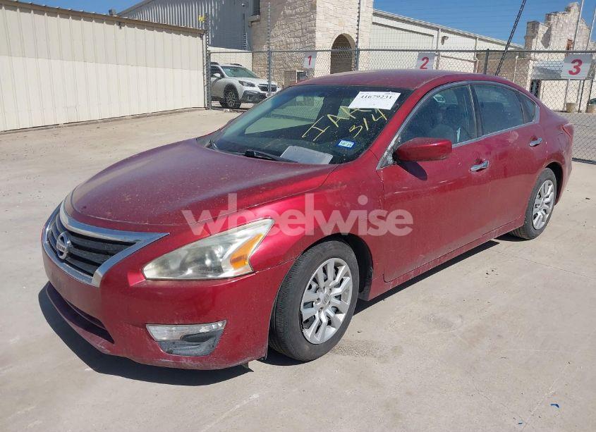 Photo 2 of 2013 Nissan Altima 2.5 S (VIN 1N4AL3AP3DC112665)