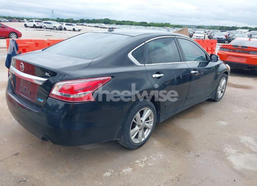 Photo 4 of 2013 Nissan Altima 2.5 SL (VIN 1N4AL3AP3DC120071)