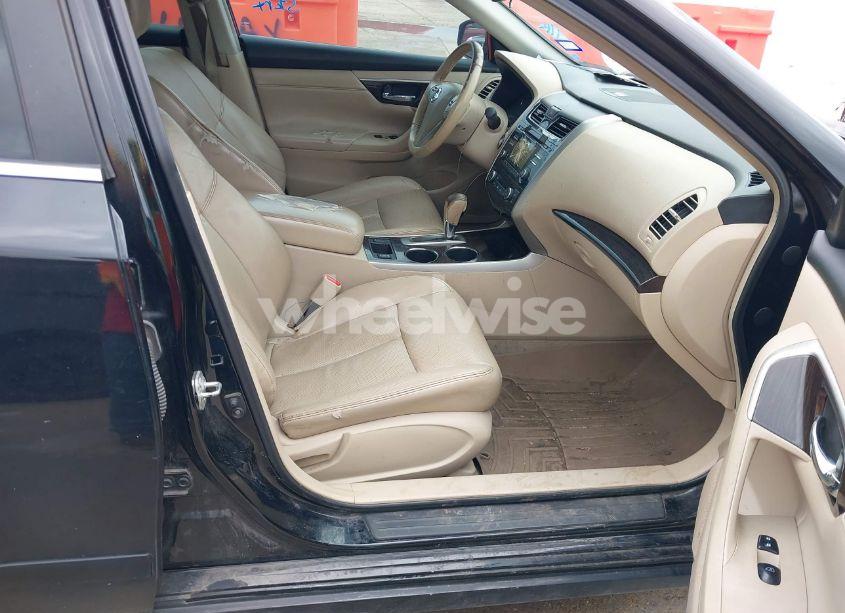 Photo 5 of 2013 Nissan Altima 2.5 SL (VIN 1N4AL3AP3DC120071)