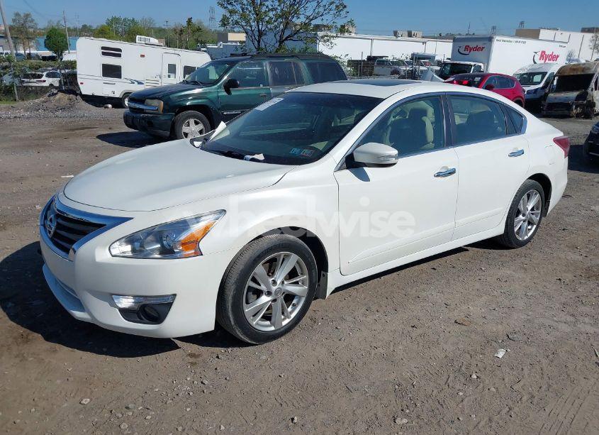Photo 2 of 2013 Nissan Altima 2.5 SL (VIN 1N4AL3AP3DC131667)