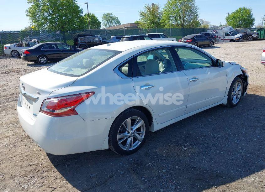 Photo 4 of 2013 Nissan Altima 2.5 SL (VIN 1N4AL3AP3DC131667)