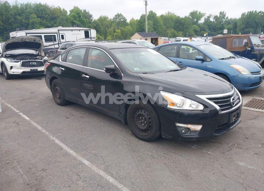 2013 Nissan Altima 2.5 SV (VIN 1N4AL3AP3DC132141) main photo