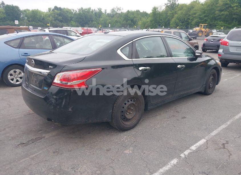 Photo 4 of 2013 Nissan Altima 2.5 SV (VIN 1N4AL3AP3DC132141)